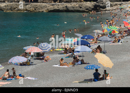 Italien, Basilikata, Küste bei Maratea, Strand bei Catania | Italie, Basilicate, cvoast près de Maratea, plage près de Catania Banque D'Images