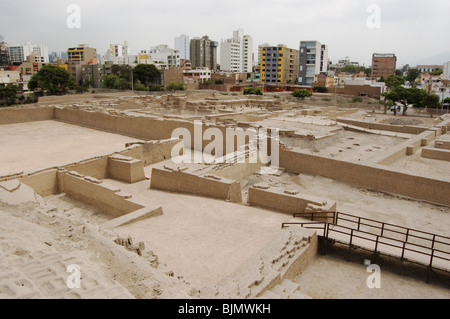 Huaca Pucllana lima Banque D'Images