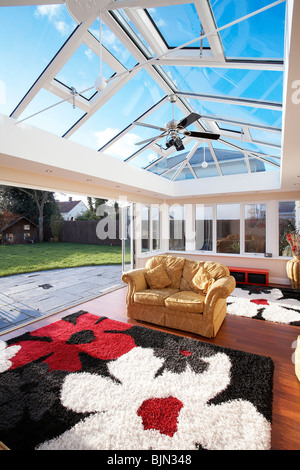 Une Orangerie conservatoire type intérieur d'une maison, en Angleterre, Royaume-Uni.. Banque D'Images