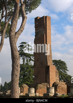 Ruines romaines sur le mont Palatin à Rome, Italie Banque D'Images