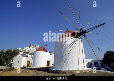 Grèce, îles du Dodécanèse, Astypalea, Chora, moulins à vent Banque D'Images