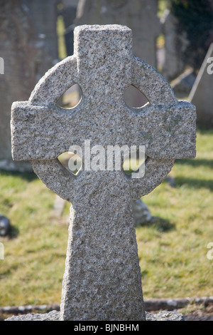 Croix celtique en l'église St Mary cimetière sur la péninsule de Gower, dans le sud du Pays de Galles, Royaume-Uni Banque D'Images