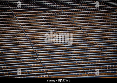 Vue aérienne de Nevada Solar One, la plus grande centrale solaire concentrée dans le monde à Boulder City, NV. Banque D'Images