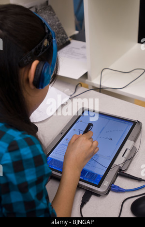 Après l'école, axé sur la technologie programme de mathématiques à Brooklyn à New York Banque D'Images