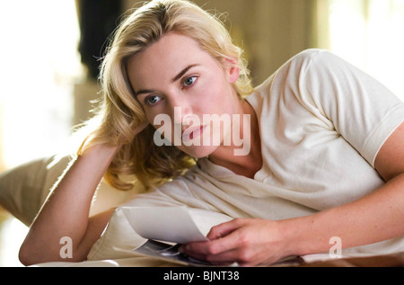 REVOLUTIONARY ROAD (2009) Kate Winslet SAM MENDES (DIR) RERD 007 Banque D'Images