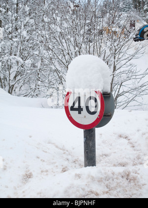 40mph vitesse dans de la neige profonde Banque D'Images