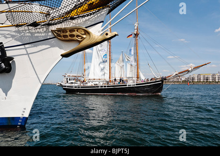 Comme une figure de proue de l'albatros le Gorch Fock, école de voile de bateau de la marine allemande - Hanse Sail Rostock dans 2008 Banque D'Images