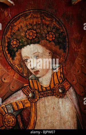 Jubé peint représentant Saint Michel Archange, St Michel et tous les Anges, Barton Turf, Norfolk Banque D'Images