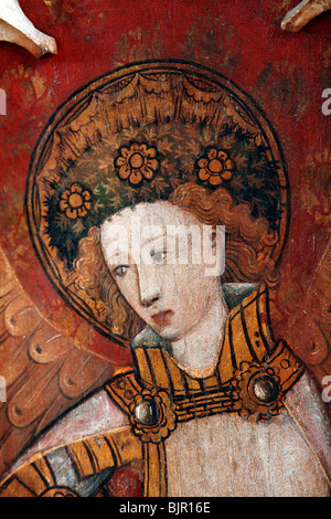 Jubé peint représentant Saint Michel Archange, St Michel et tous les Anges, Barton Turf, Norfolk Banque D'Images