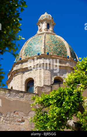 Dôme de la cathédrale San Lorenzo, Trapani, Sicile Banque D'Images