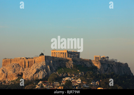 Le Parthénon sur l'acropole de la Grèce au lever du soleil. Banque D'Images