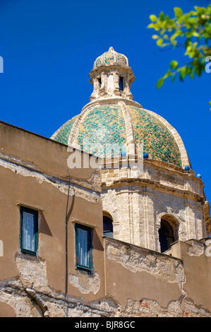 Dôme de la cathédrale San Lorenzo, Trapani, Sicile Banque D'Images