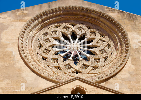 Fenêtre de Trapani cathédrale rose Banque D'Images