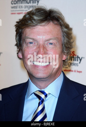 NIGEL LYTHGOE 11ÈME HOMMAGE ANNUEL À L'ESPRIT HUMAIN AWARDS de Los Angeles Los Angeles CA USA 07 mai 2009 Banque D'Images