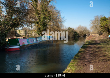 Le canal de Basingstoke, Hampshire, à Odiham Uk Banque D'Images