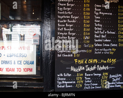 Dans la fenêtre de menu café à Londres Banque D'Images