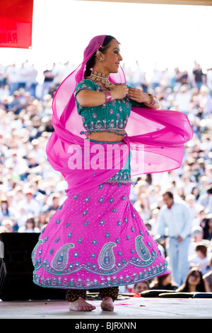 USA, Utah, Spanish Fork, young dancer in performing on stage Banque D'Images