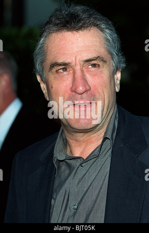 ROBERT DE NIRO 'The score' PREMIERE FILM OÙ LES DINOSAURES ERRAIENT À LOS ANGELES 13 Juillet 2001 Banque D'Images