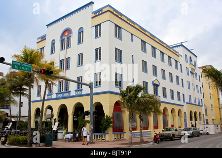 La Méditerranée rénové de style art déco de l'hôtel Edison à South Beach, Miami, Floride. Banque D'Images