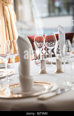 Un set de table dans un restaurant, Berlin, Allemagne Banque D'Images