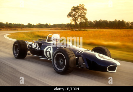 Course anglo-américaine Eagle F1 1967 voiture à la vitesse Banque D'Images