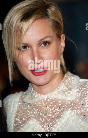 ALICE EVANS LE MONDE DE NARNIA FILM PREMIER THE ROYAL ALBERT HALL Londres Angleterre 07 Décembre 2005 Banque D'Images