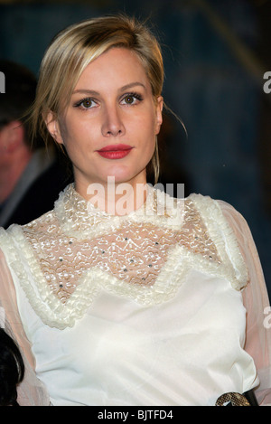 ALICE EVANS LE MONDE DE NARNIA FILM PREMIER THE ROYAL ALBERT HALL Londres Angleterre 07 Décembre 2005 Banque D'Images