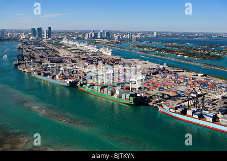 Terminal à conteneurs du port de Miami Banque D'Images
