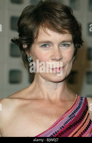 CELIA IMRIE CALENDAR GIRLS AFI FILM FESTI CINERAMA DOME LA HOLLYWOOD USA 06 novembre 2003 Banque D'Images