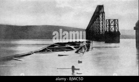 La catastrophe du pont de la Tay, Ecosse, 28 décembre 1879 (1951). Artiste : Inconnu Banque D'Images