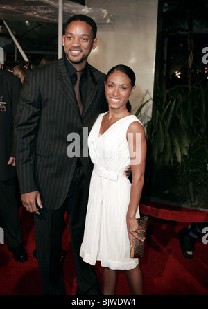 WILL SMITH et Jada Pinkett RAY PREMIÈRE MONDIALE DE CINERAMA DOME HOLLYWOOD LOS ANGELES USA 19 Octobre 2004 Banque D'Images