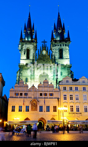 PRAGUE, République tchèque - église Notre Dame Avant Tyn en place de la vieille ville de Prague Banque D'Images