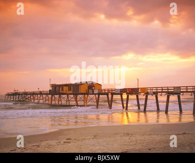 USA FLORIDA DAYTONA BEACH SUN GLO PIER Banque D'Images