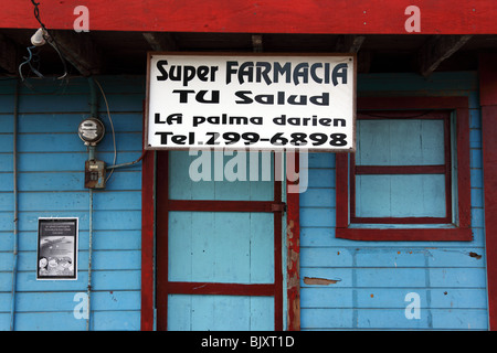 Pharmacie Super ! Boutique des chimistes à La Palma , Darien , Panama Banque D'Images