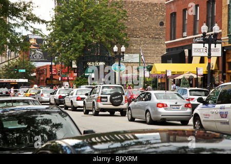 Rue Puits de trafic. Quartier de la vieille ville, à Chicago, Illinois. Banque D'Images