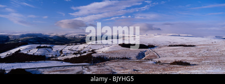 La vallée de l'espoir de Stanage Edge, hiver Banque D'Images