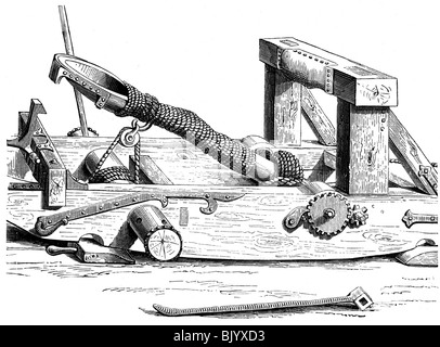 Militaire, Moyen âge, moteurs de siège, catapulte française du XVe siècle, gravure en bois, XIXe siècle, historique, historique, élingue, artillerie, guerre, armes, armes, médiéval, Banque D'Images