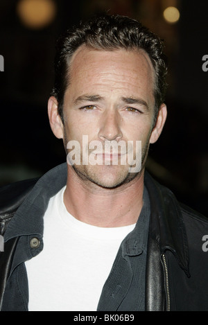 LUKE PERRY DOMINO FILM PREMIER CHINESE THEATRE HOLLYWOOD LOS ANGELES USA 11 Octobre 2005 Banque D'Images