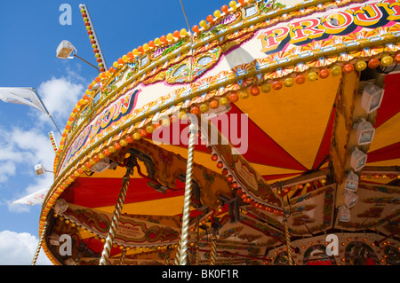 Détails d'un carrousel traditionnel à Bournemouth, Royaume-Uni Banque D'Images