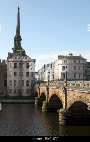 La rivière Ayr à Ayr situé dans le Firth of Clyde dans le sud-ouest de l'Ecosse et c'est la plus grande colonie en Ayrshire Banque D'Images