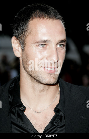 RAOUL BOVA LES FRÈRES GRIMM FILM PREMI DIRECTORS GUILD OF AMERICA HOLLWOOD LA USA 08 Août 2005 Banque D'Images