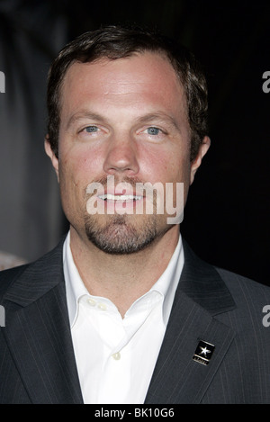 ADAM BALDWIN PREMIER FILM SERENITY UNIVERSAL CITY WALK BURBANK LOS ANGELES USA 22 Septembre 2005 Banque D'Images