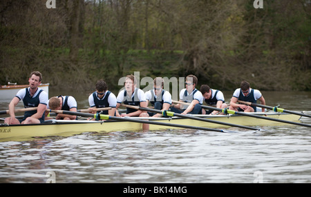 Le 03/04/2010. Le 156e Xchanging Boat Race Université entre l'Université d'Oxford et l'Université de Cambridge Banque D'Images