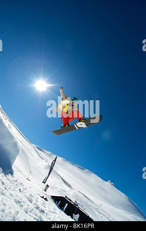 Sierra Nevada, sports d'hiver jumpstyle Banque D'Images