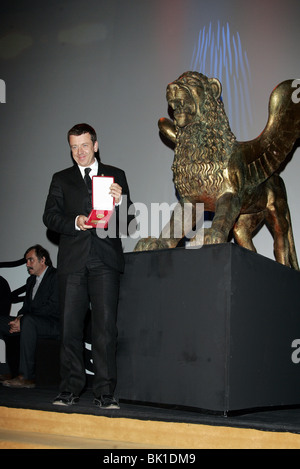 PETER MORGAN GALA DE REMISE DES PRIX DU FESTIVAL DU FILM DE VENISE 63e Mostra de Venise Venise ITALIE 09 Septembre 2006 Banque D'Images