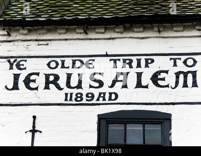 'Voyage à Jérusalem" le plus ancien pub Inn Nottingham en Angleterre Royaume-uni Europe Banque D'Images