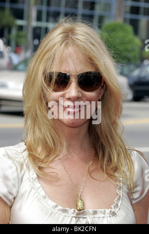 ROSANNA ARQUETTE FILM BARNYARD CINERAMA DOME PREMIERE HOLLYWOOD LOS ANGELES USA 30 Juillet 2006 Banque D'Images