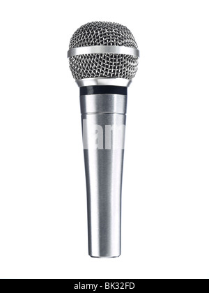 Un microphone métallique isolé sur un fond blanc. Banque D'Images