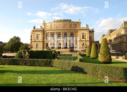 Rudolfinum opera house and gallery, le plus important bâtiment néo-Renaissance à Prague Banque D'Images