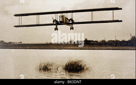 Le FARMAN F.60 Goliath biplan passagers avec des sièges pour 12 passagers en vol. Banque D'Images